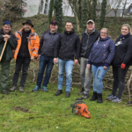 Erfolgreiche Rodungsaktion auf der Schulwiese der Grundschule Kettig